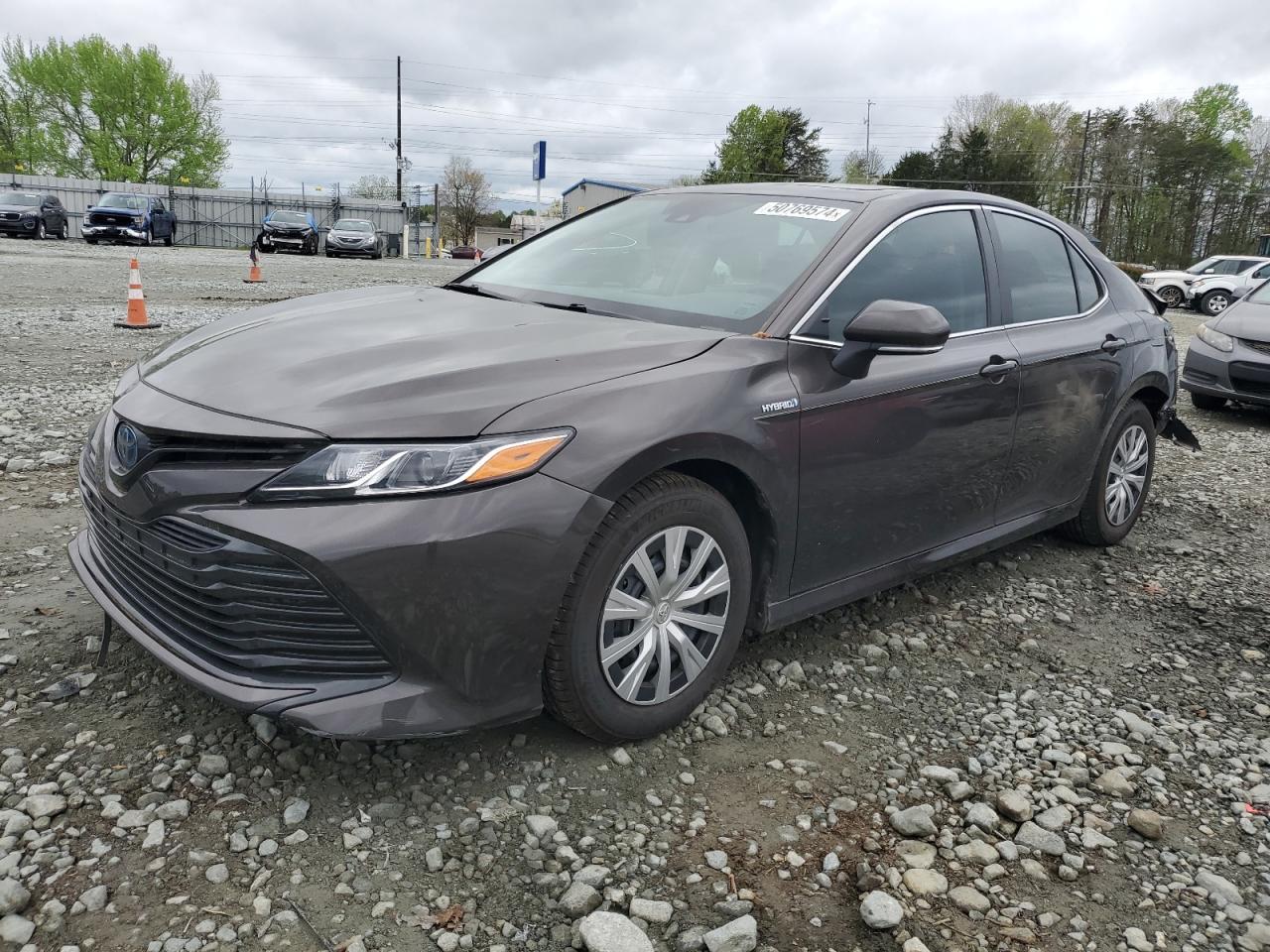 2019 TOYOTA CAMRY LE car image