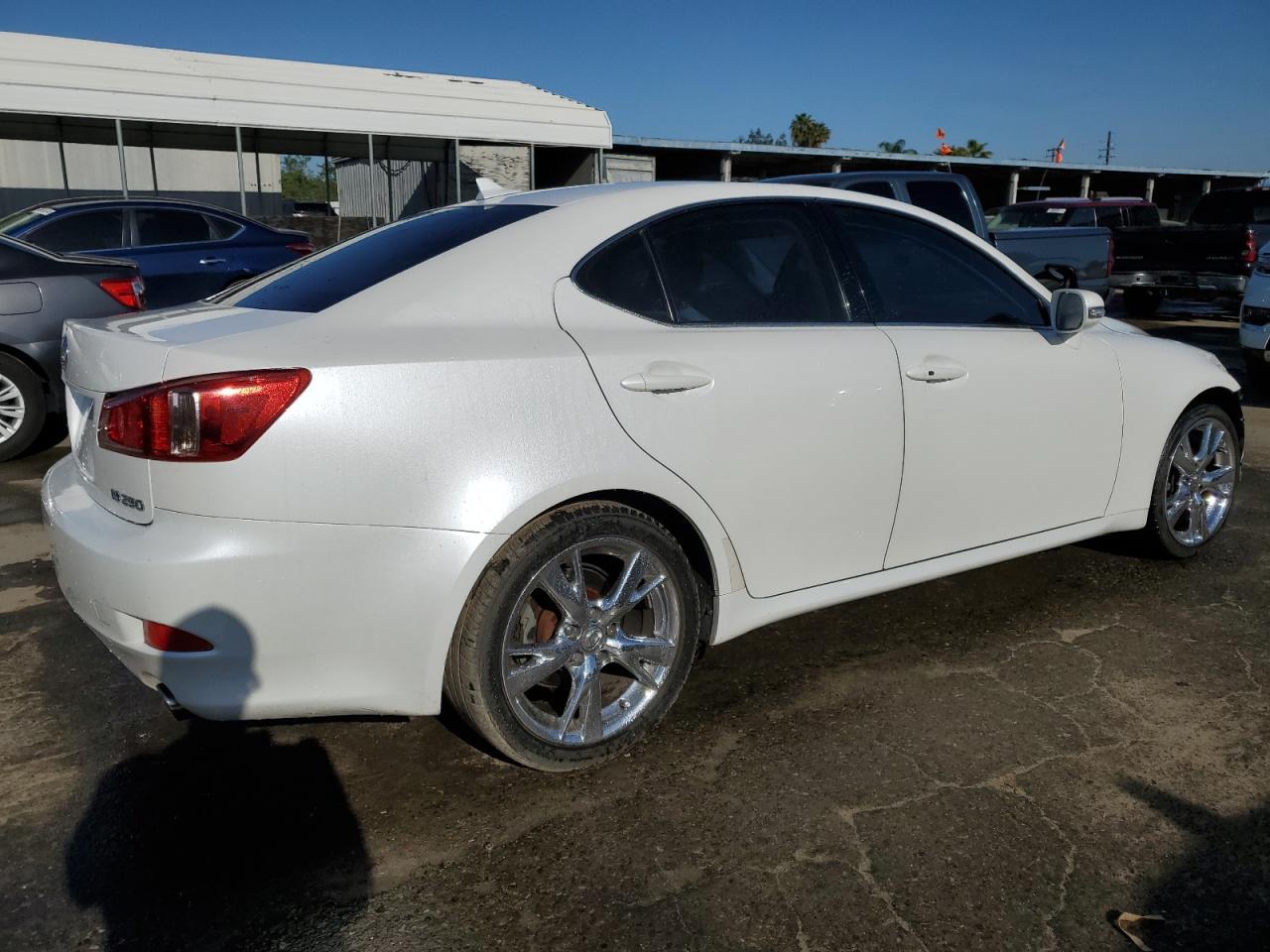 2011 LEXUS IS 250 - Фото 3