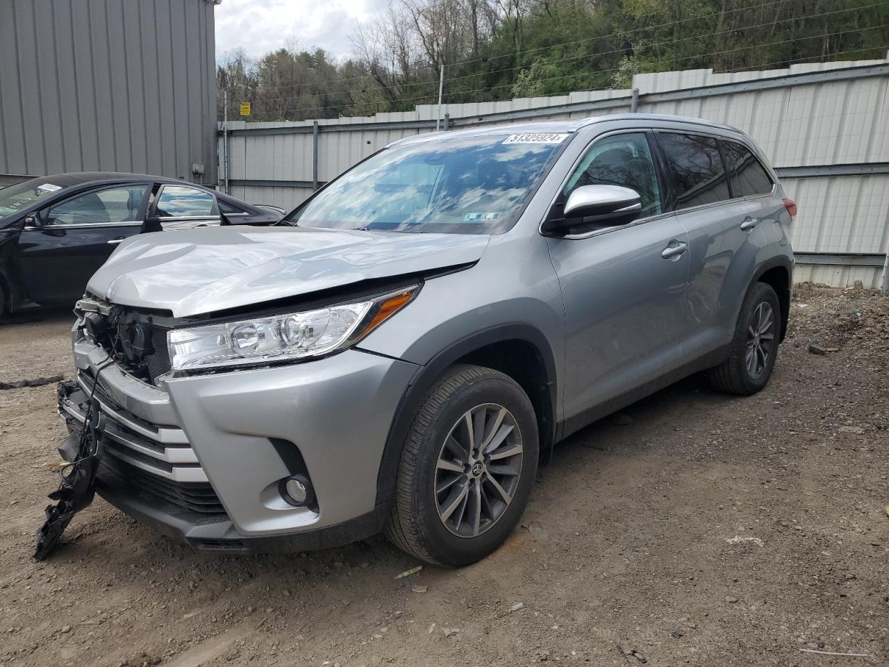 2019 TOYOTA HIGHLANDER