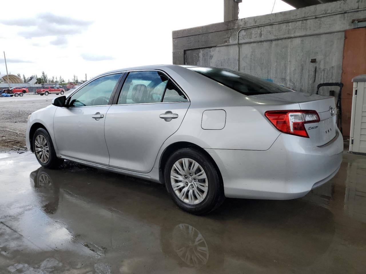 2012 TOYOTA CAMRY BASE - Image 2