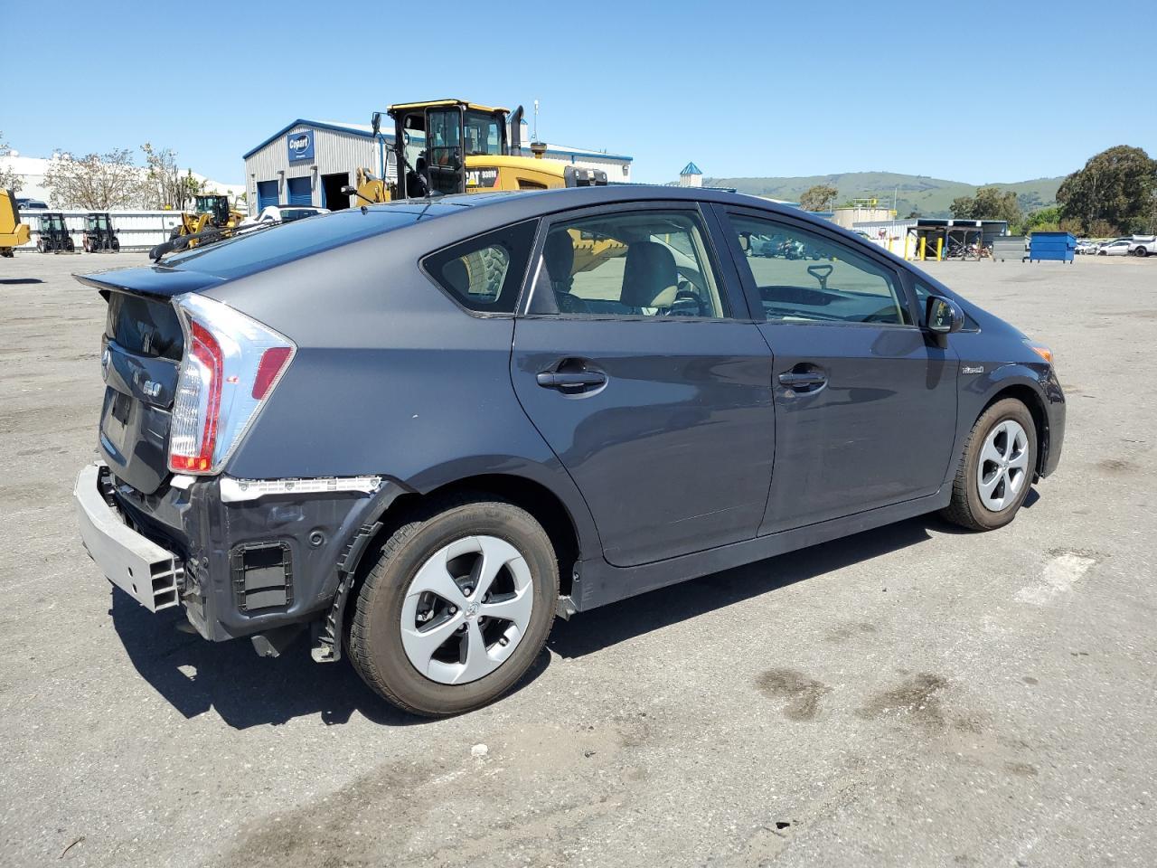2015 TOYOTA PRIUS - Image 3
