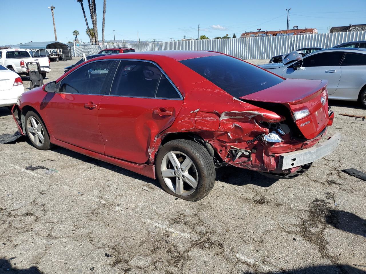 2014 TOYOTA CAMRY L - Image 2