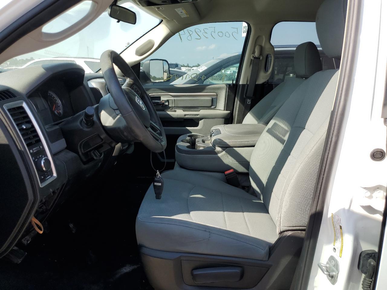 2020 RAM 1500 CLASS - Фото 7