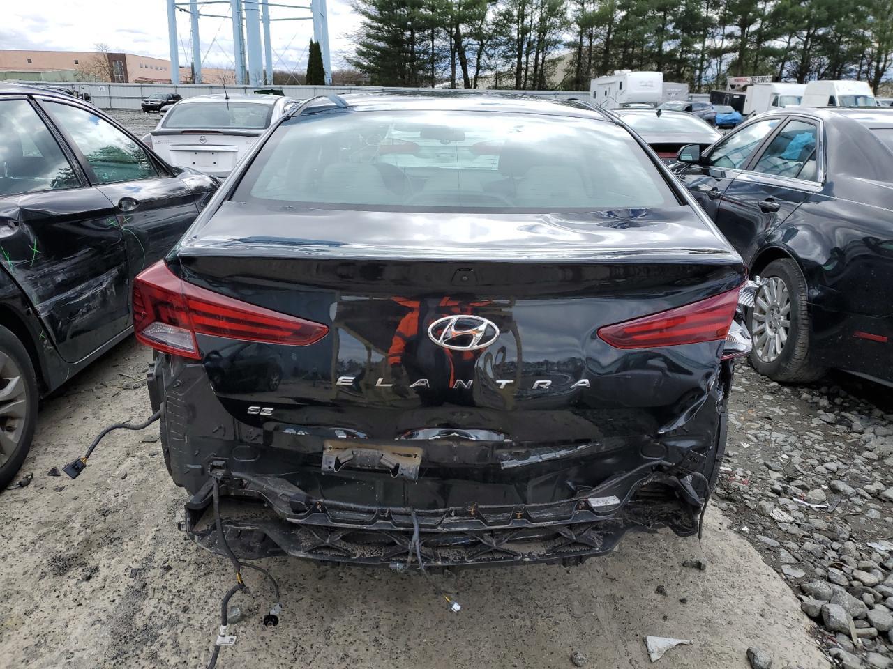 2019 HYUNDAI ELANTRA SE - Фото 6