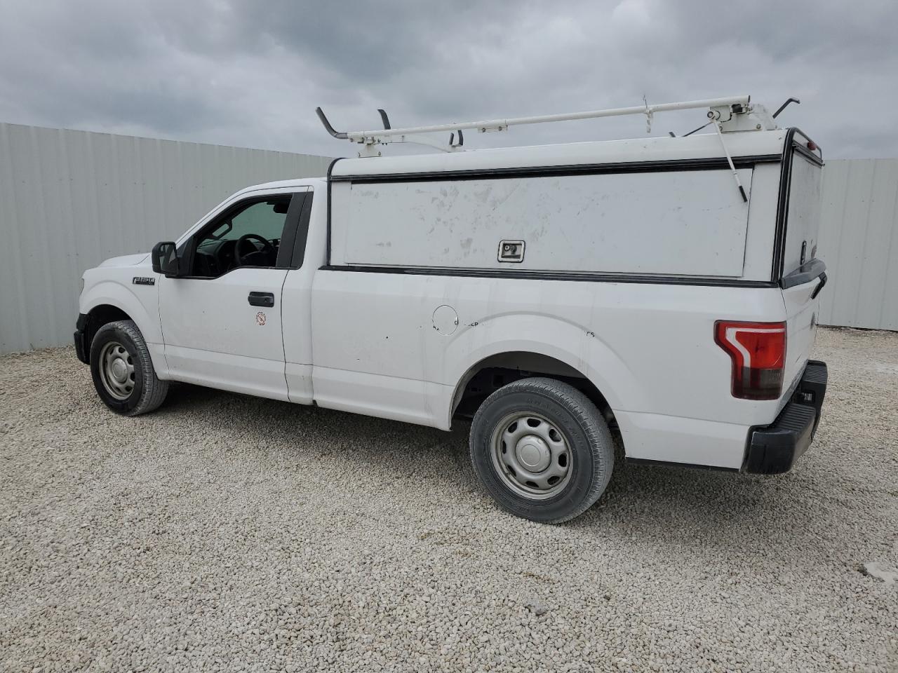 2016 FORD F150 - Фото 2