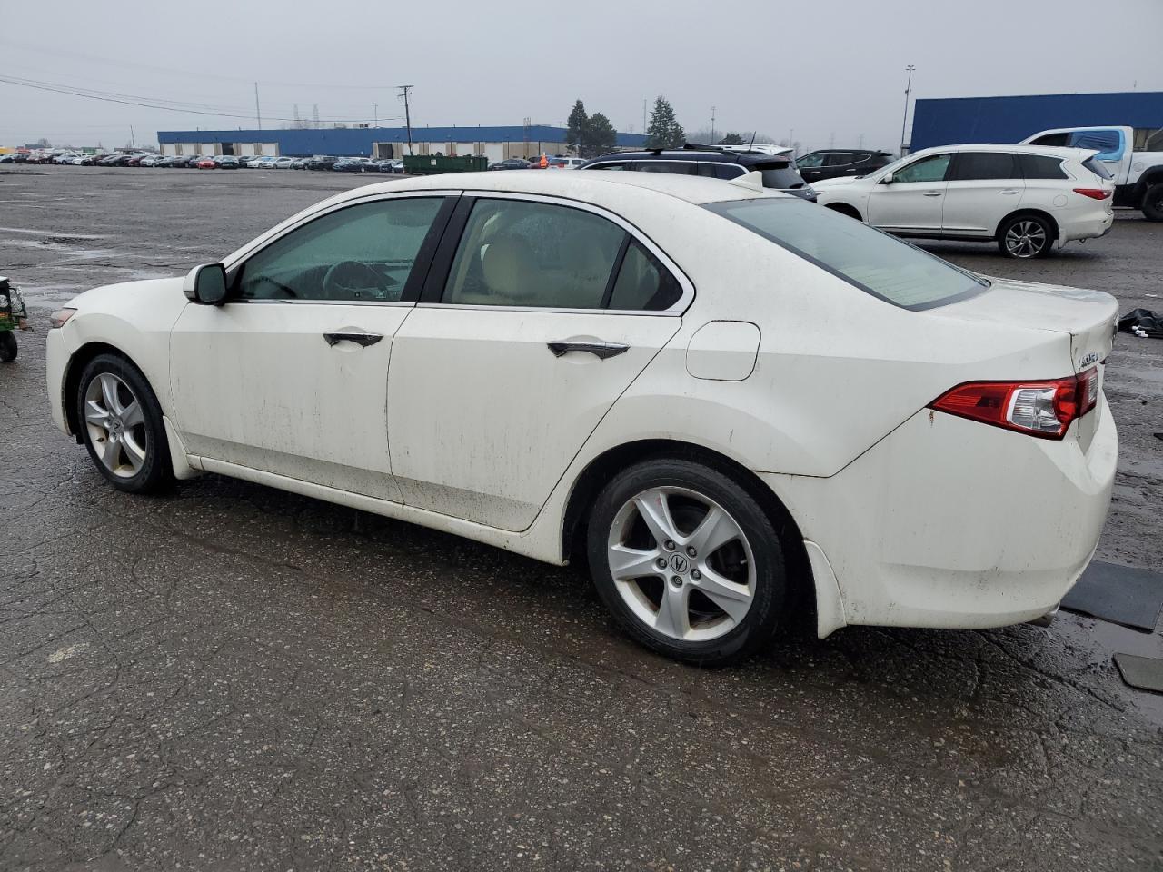 2010 ACURA TSX - Image 2