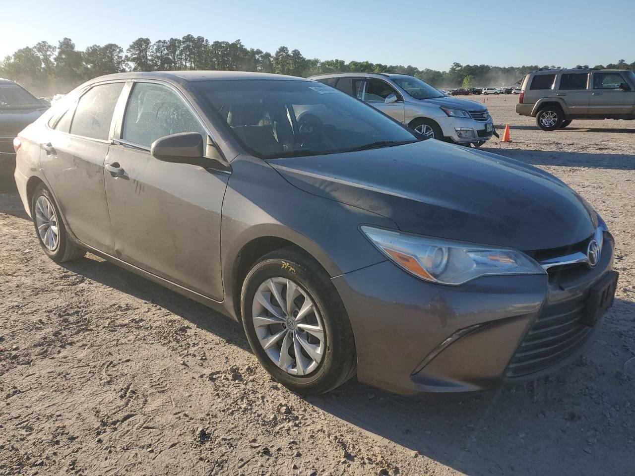 2015 TOYOTA CAMRY LE - Фото 4