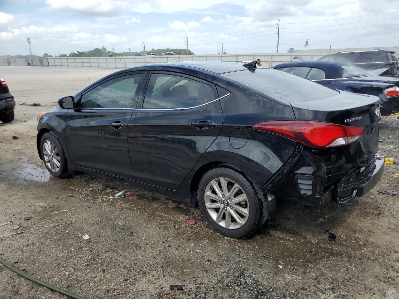2015 HYUNDAI ELANTRA SE - Фото 2