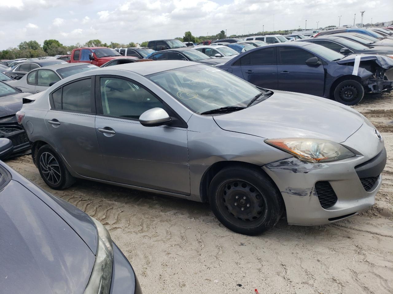 2013 MAZDA 3 I - Фото 4