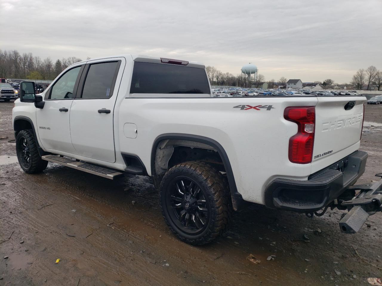 2020 CHEVROLET SILVERADO - Image 2
