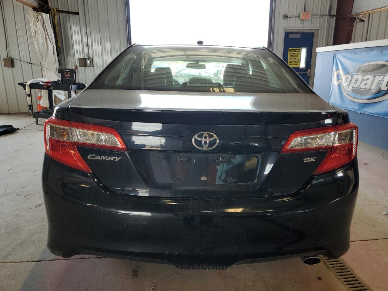2014 TOYOTA CAMRY L - Image 6