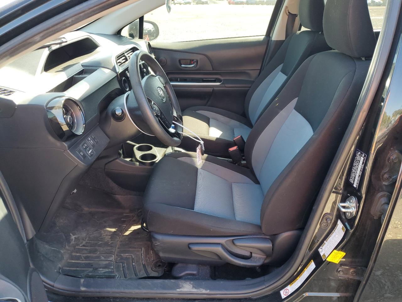 2019 TOYOTA PRIUS C - Image 7