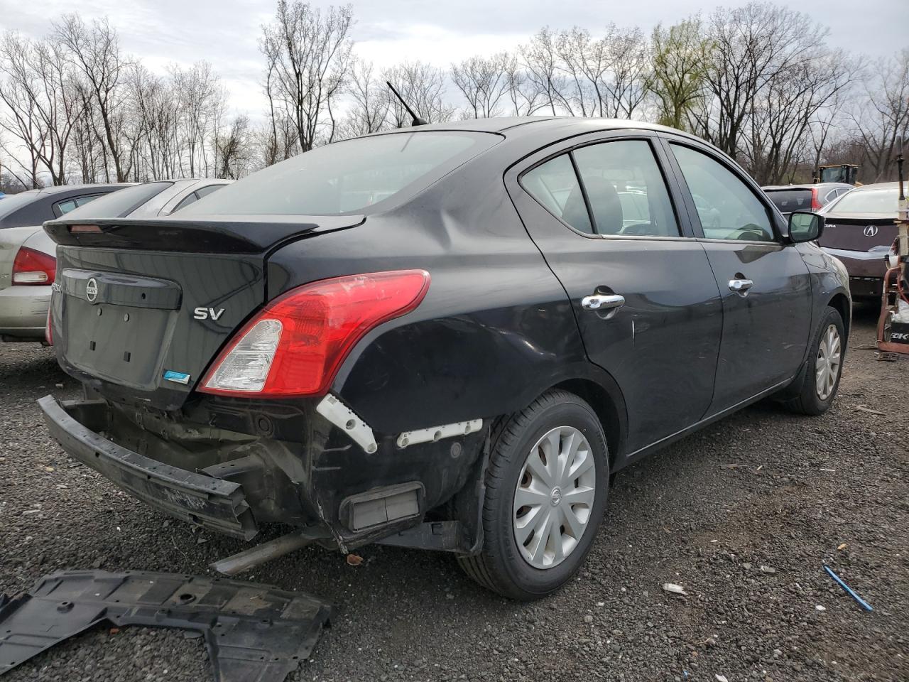 2016 NISSAN VERSA S - Фото 3