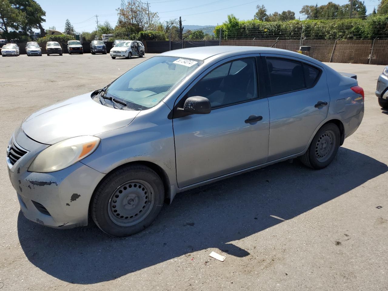 2014 NISSAN VERSA S