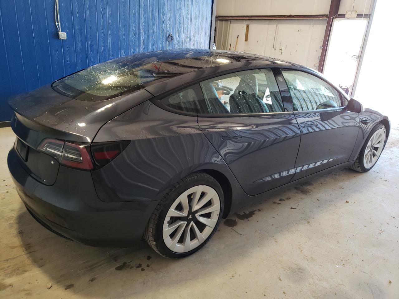 2022 TESLA MODEL 3 - Image 3