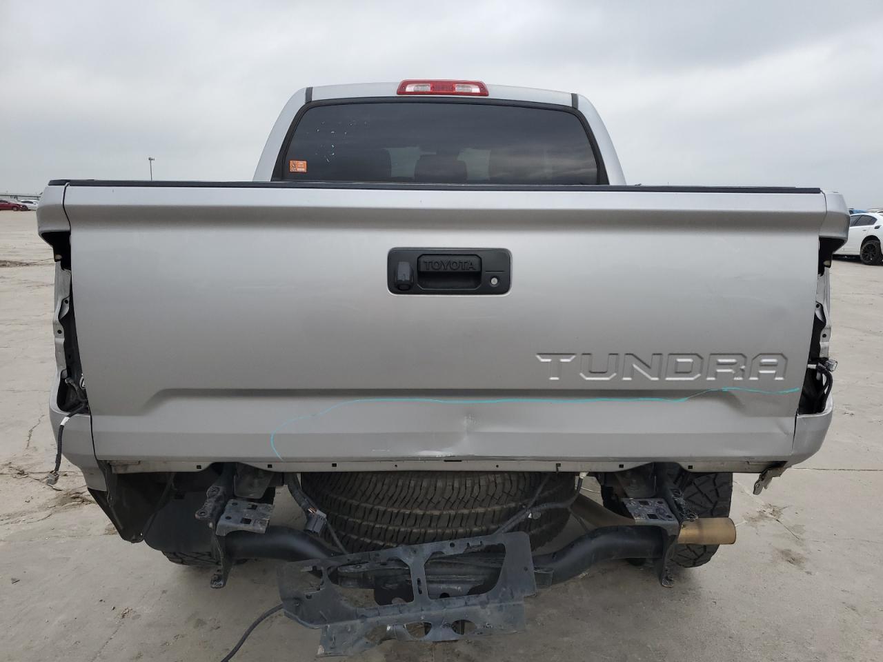 2018 TOYOTA TUNDRA CRE - Image 6