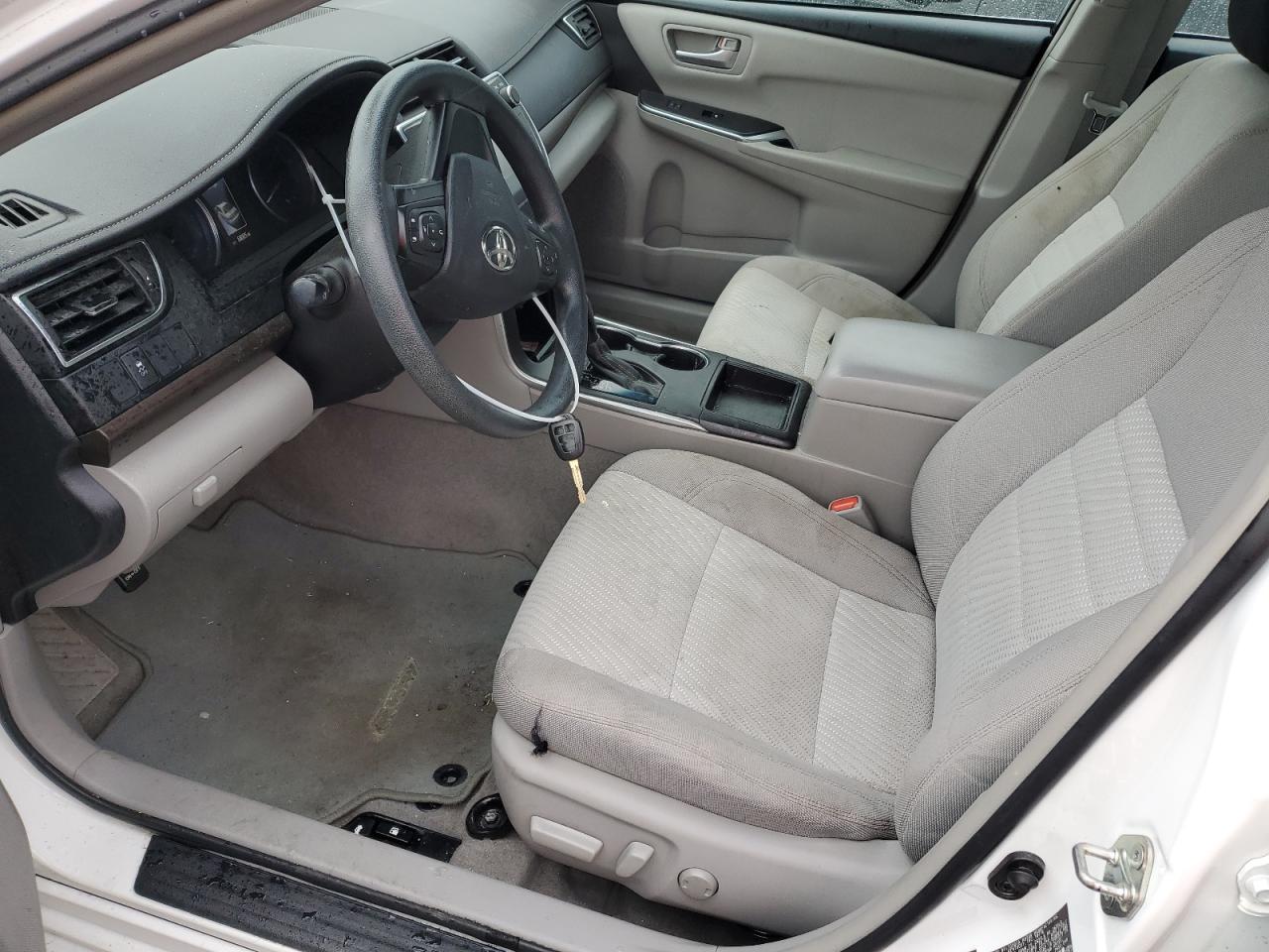 2017 TOYOTA CAMRY LE - Image 7