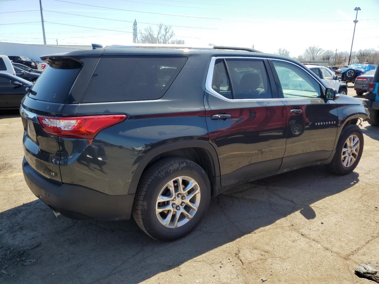 2018 CHEVROLET TRAVERSE L - Фото 3