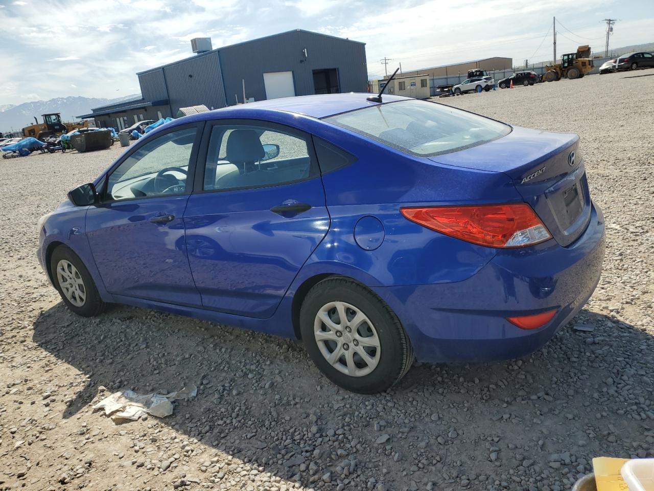 2012 HYUNDAI ACCENT GLS - Image 2