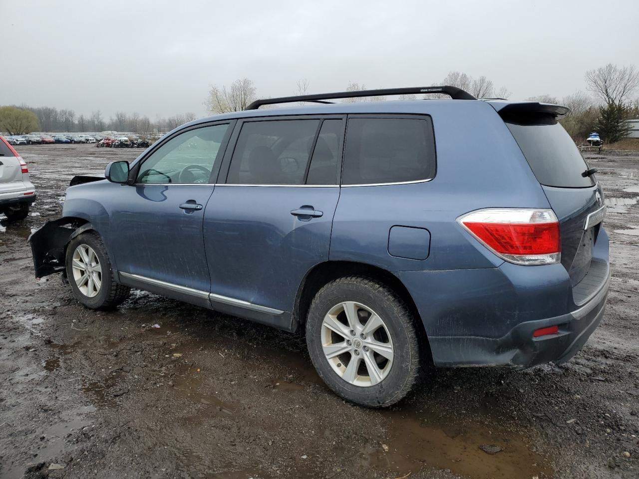 2011 TOYOTA HIGHLANDER - Фото 2