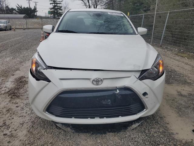2017 Toyota Yaris Ia - Фото 5