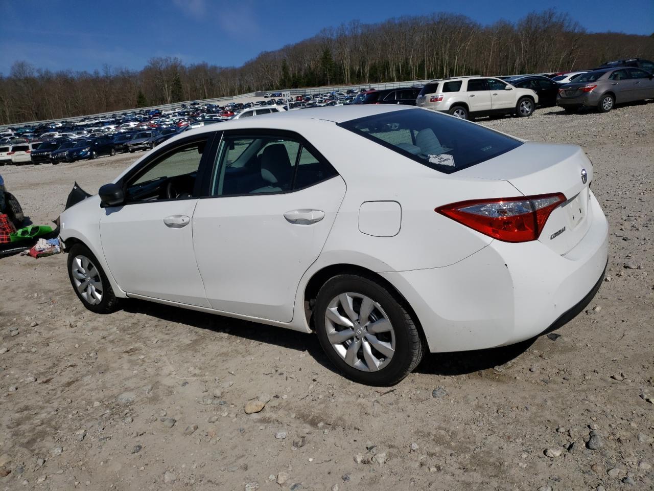 2015 TOYOTA COROLLA L - Image 2