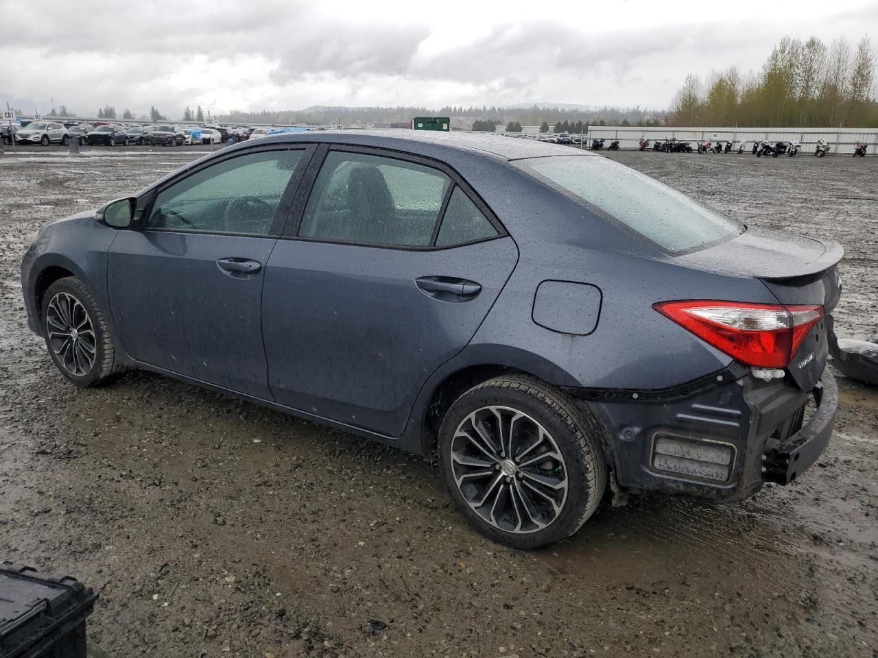 2015 TOYOTA COROLLA L - Image 2