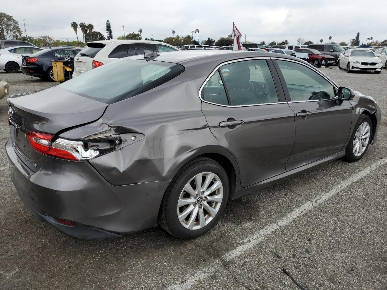 2019 TOYOTA CAMRY L - Image 3