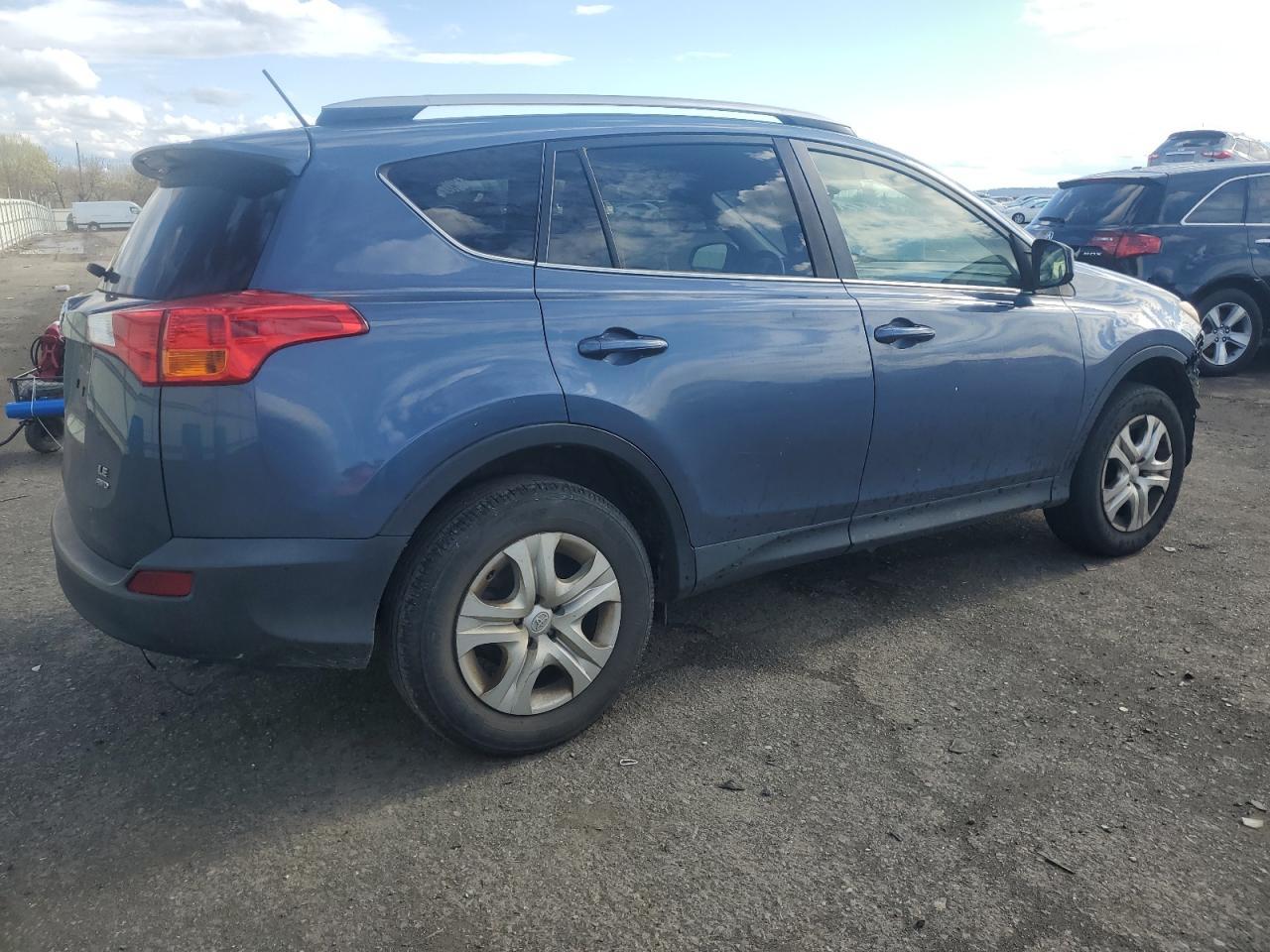 2014 TOYOTA RAV4 LE - Фото 3