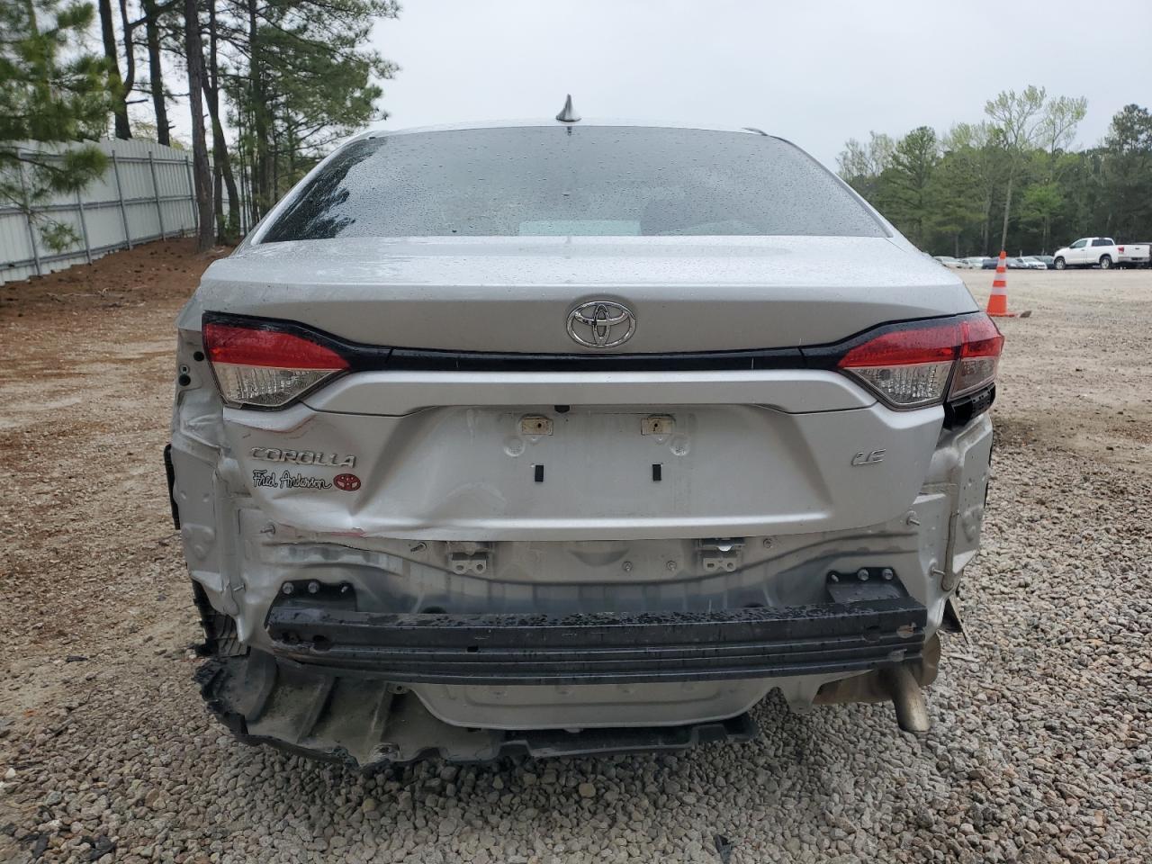 2021 TOYOTA COROLLA LE - Image 6