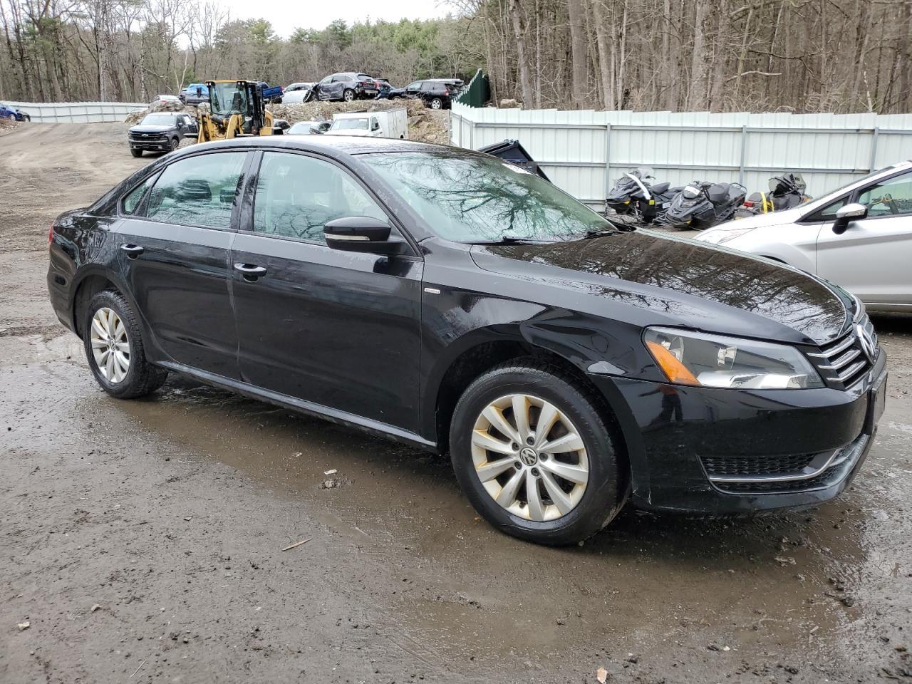 2015 VOLKSWAGEN PASSAT S - Фото 4