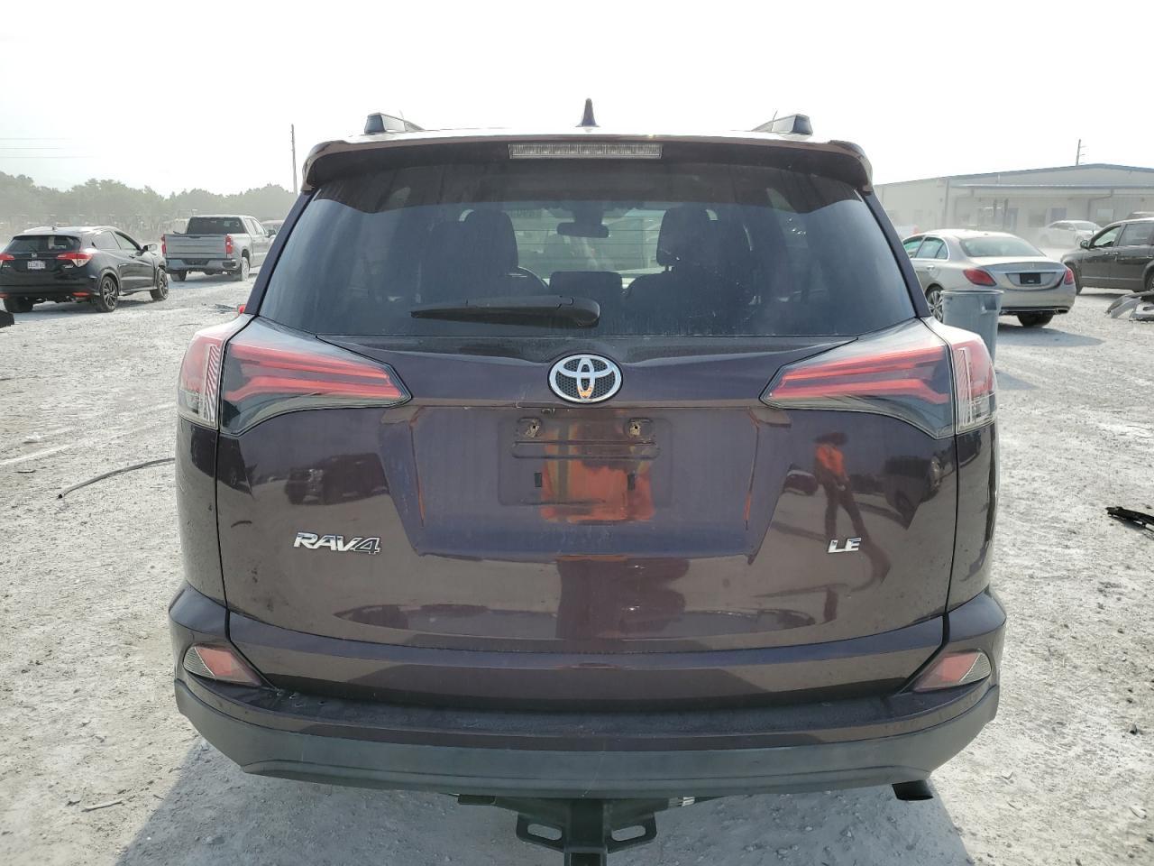 2017 TOYOTA RAV4 LE - Image 6