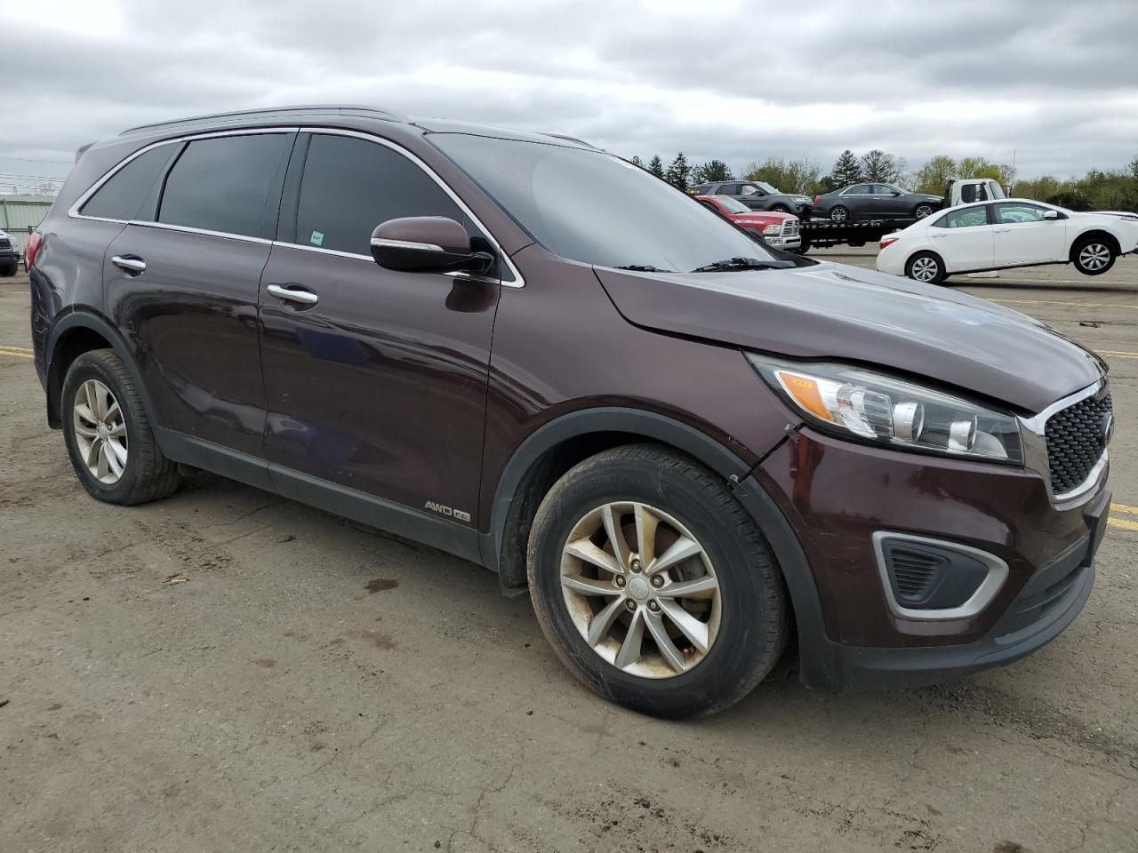 2016 KIA SORENTO LX - Image 4
