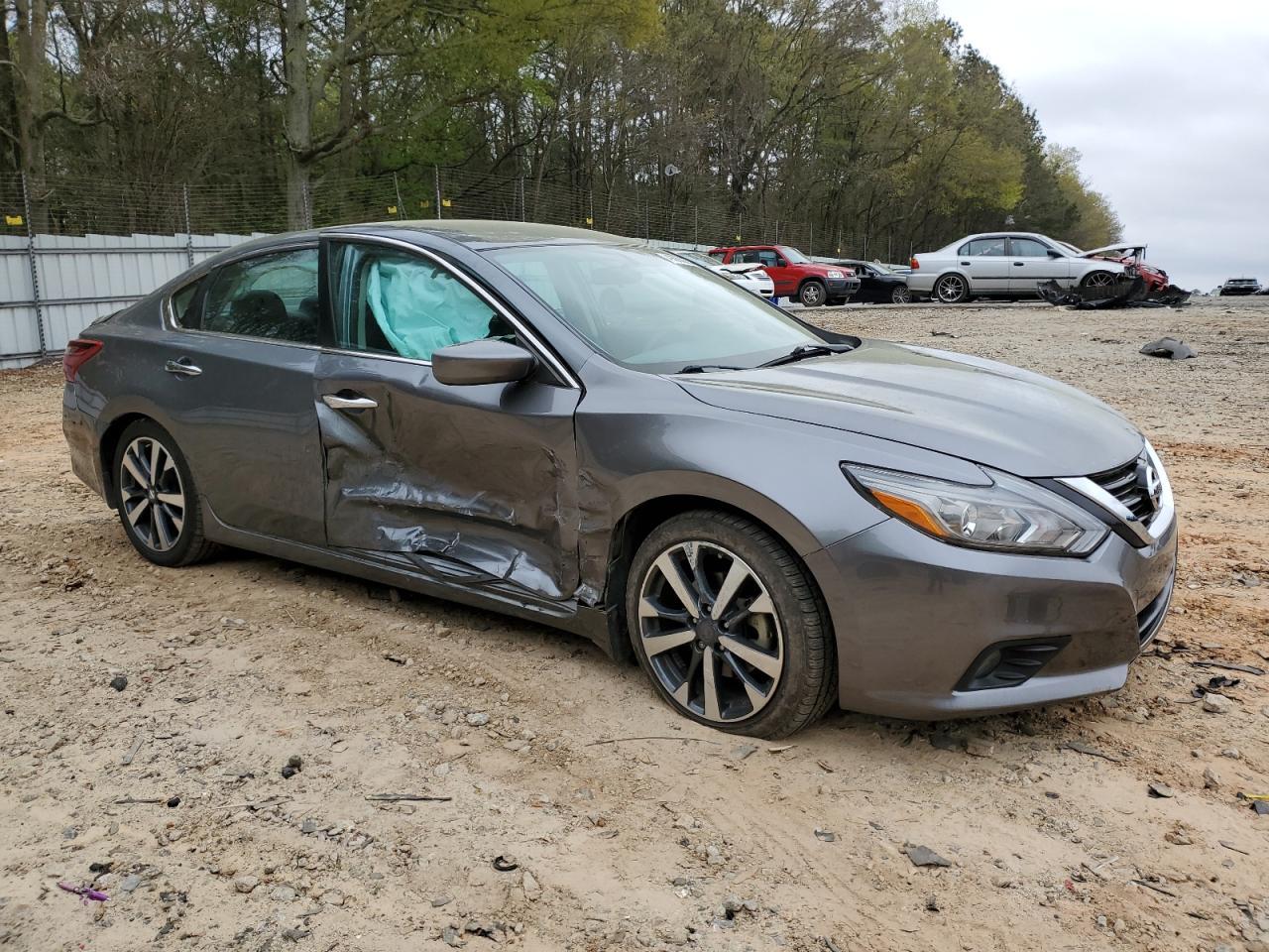 2017 NISSAN ALTIMA 2.5 - Image 4