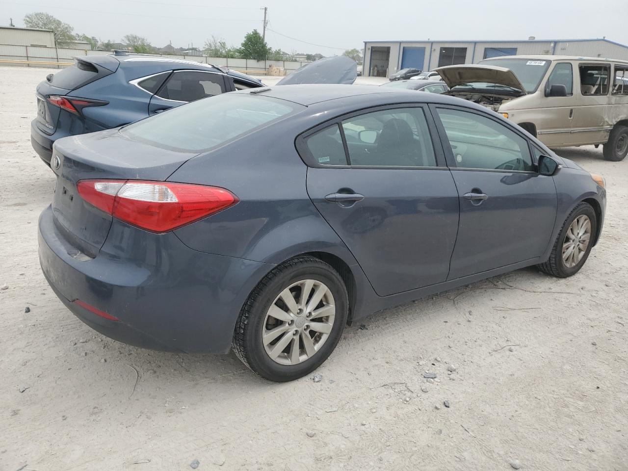 2015 KIA FORTE LX - Фото 3