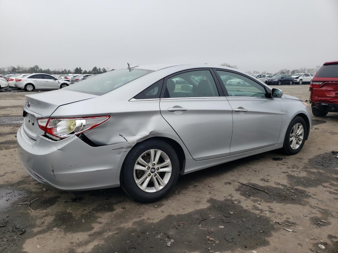 2011 HYUNDAI SONATA GLS - Фото 3