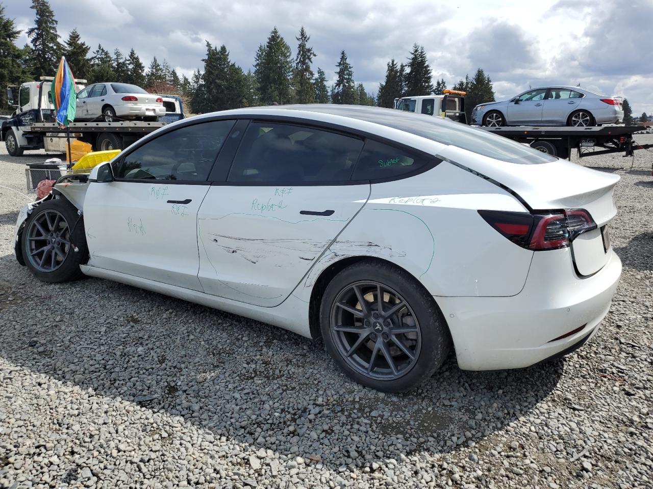 2021 TESLA MODEL 3 - Фото 2