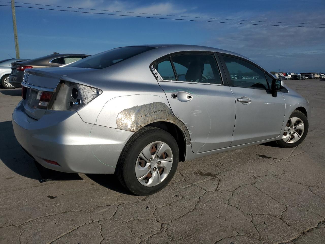 2013 HONDA CIVIC LX - Фото 3