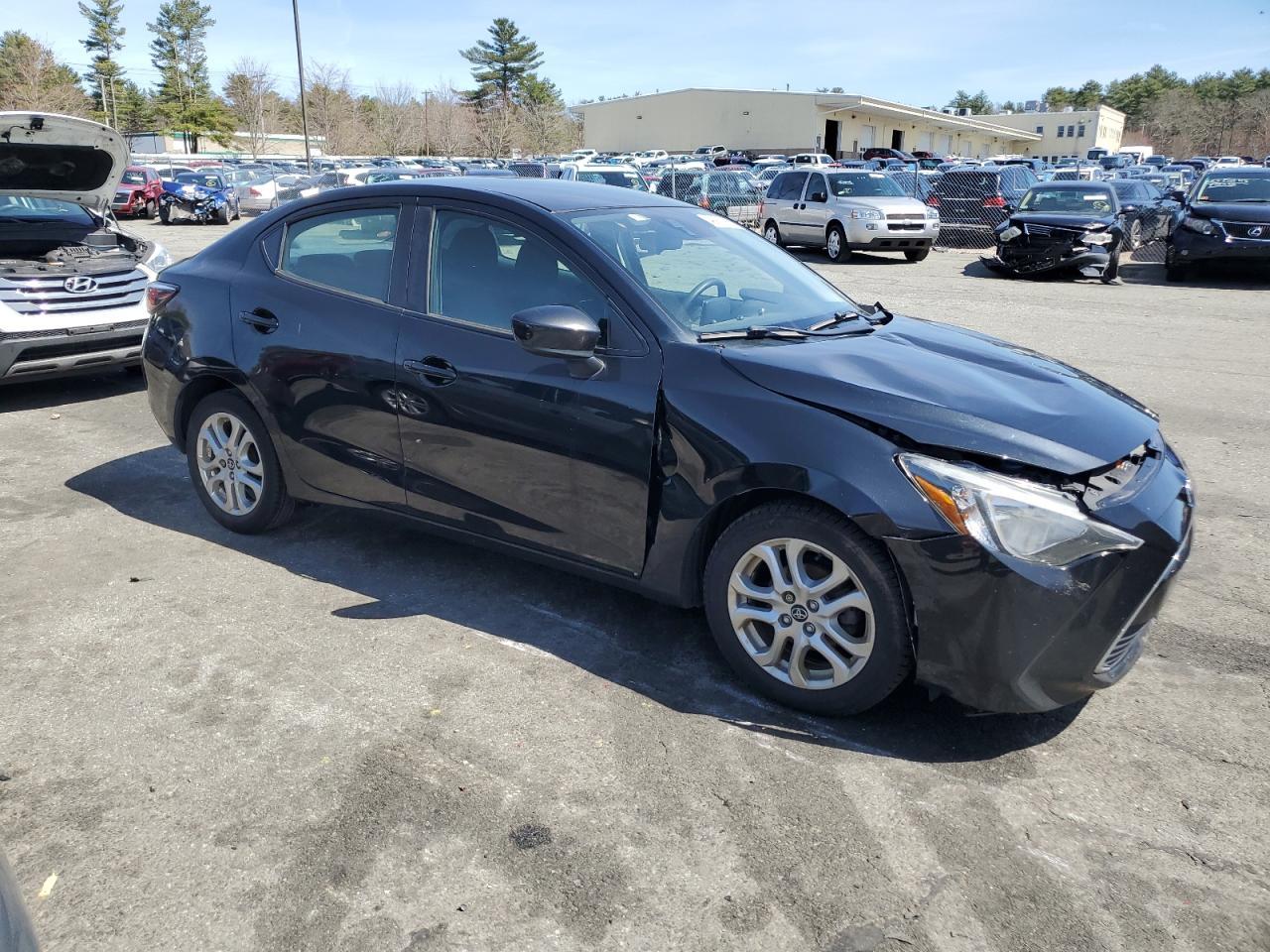 2017 TOYOTA YARIS IA - Image 4