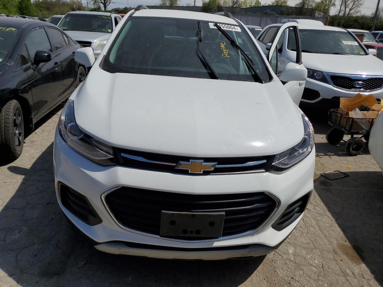 2021 CHEVROLET TRAX 1LT - Image 5