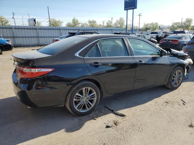 2015 Toyota Camry Le - Фото 3