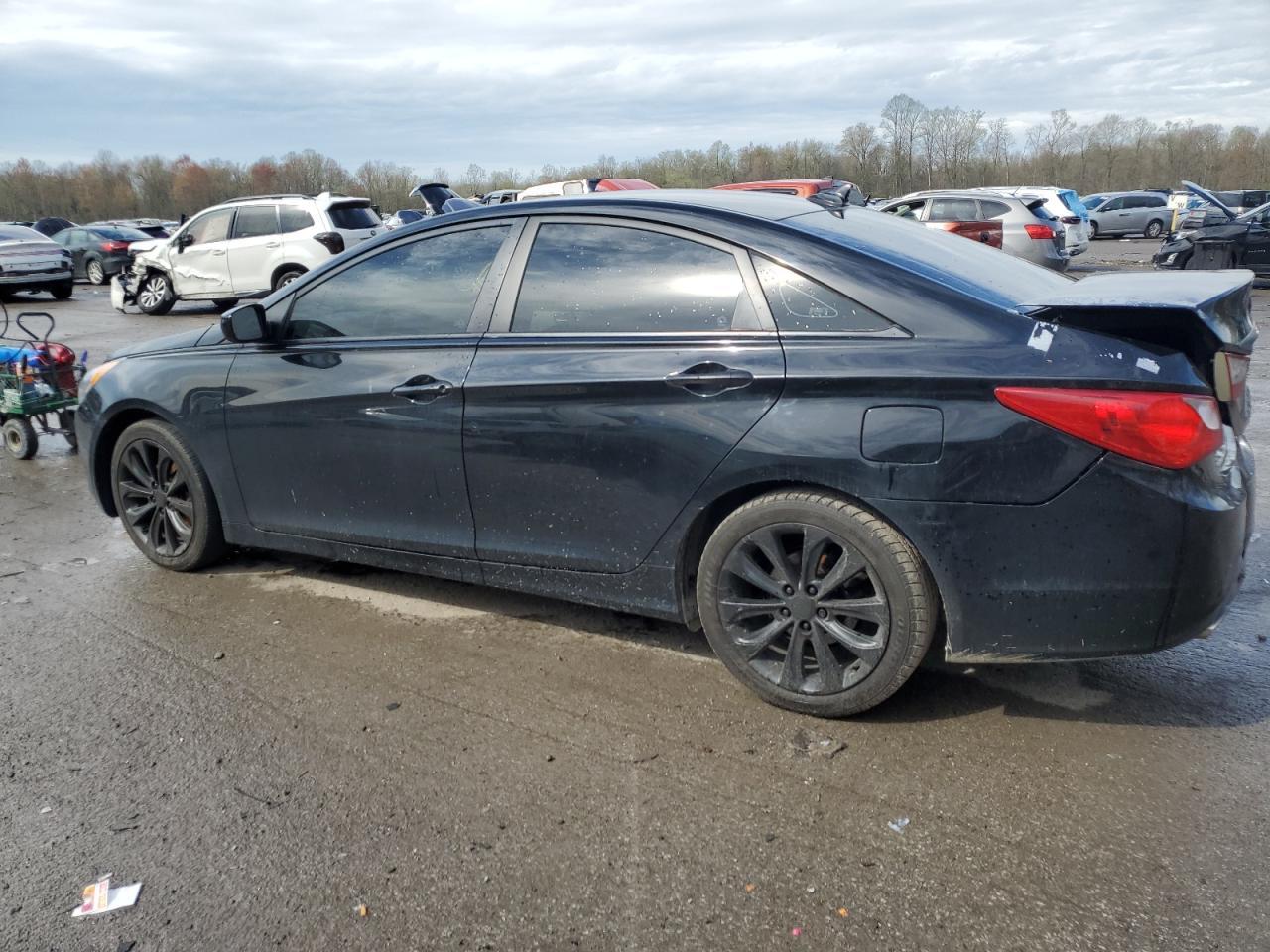 2011 HYUNDAI SONATA SE - Фото 2