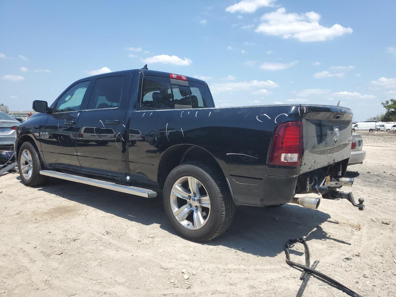 2014 RAM 1500 SPORT - Фото 2