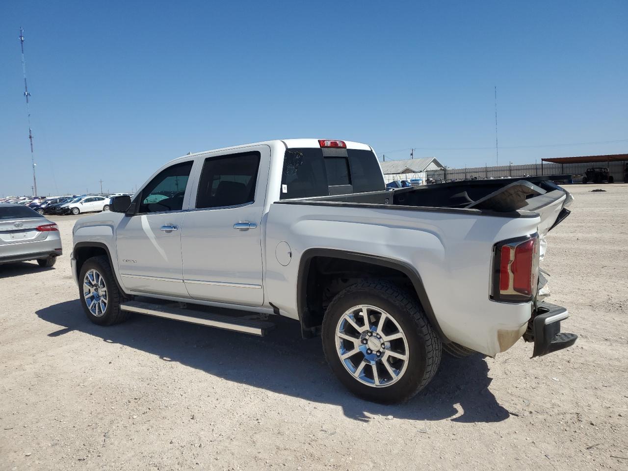 2018 GMC SIERRA K15 - Фото 2