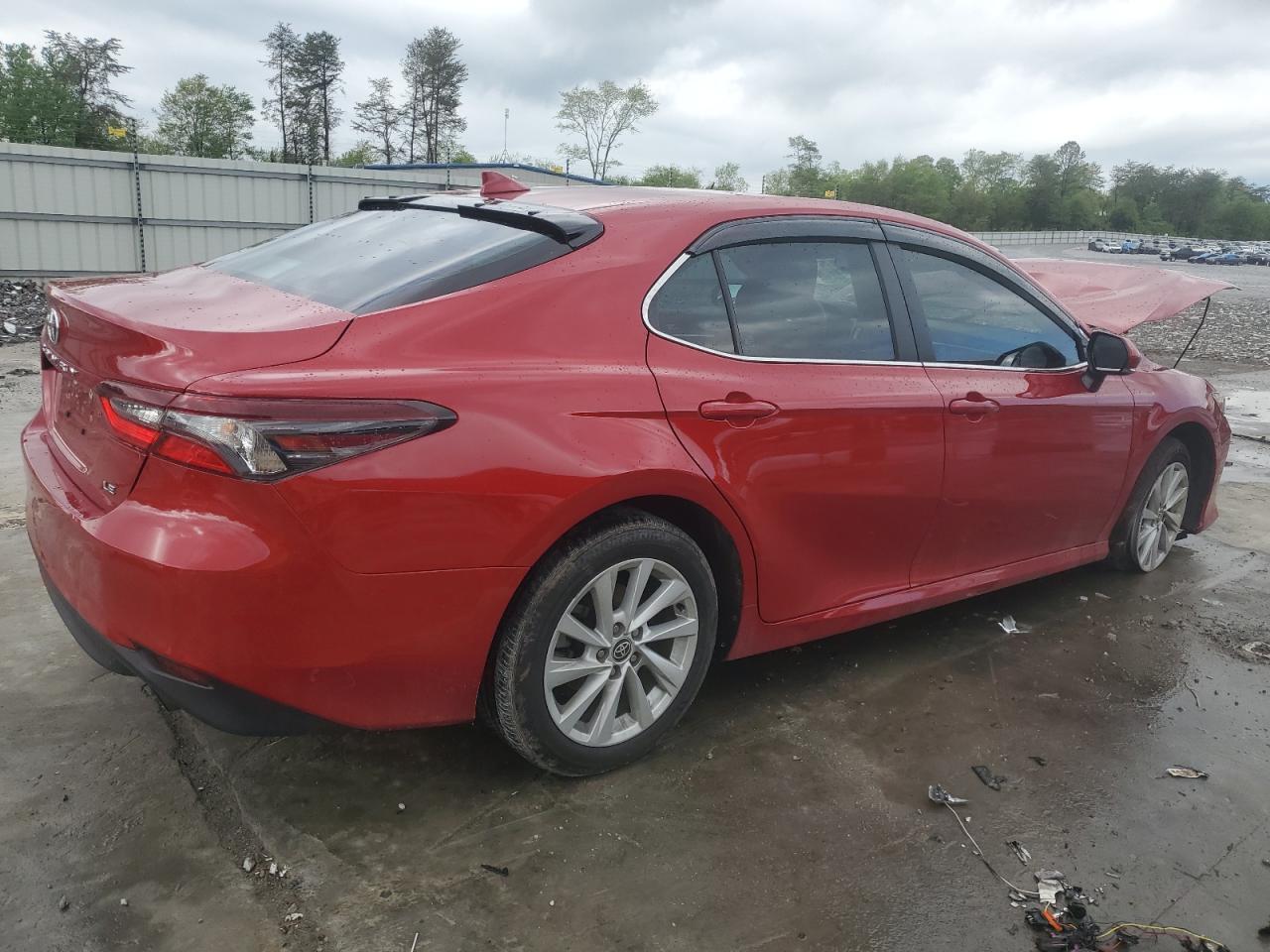 2023 TOYOTA CAMRY LE - Фото 3