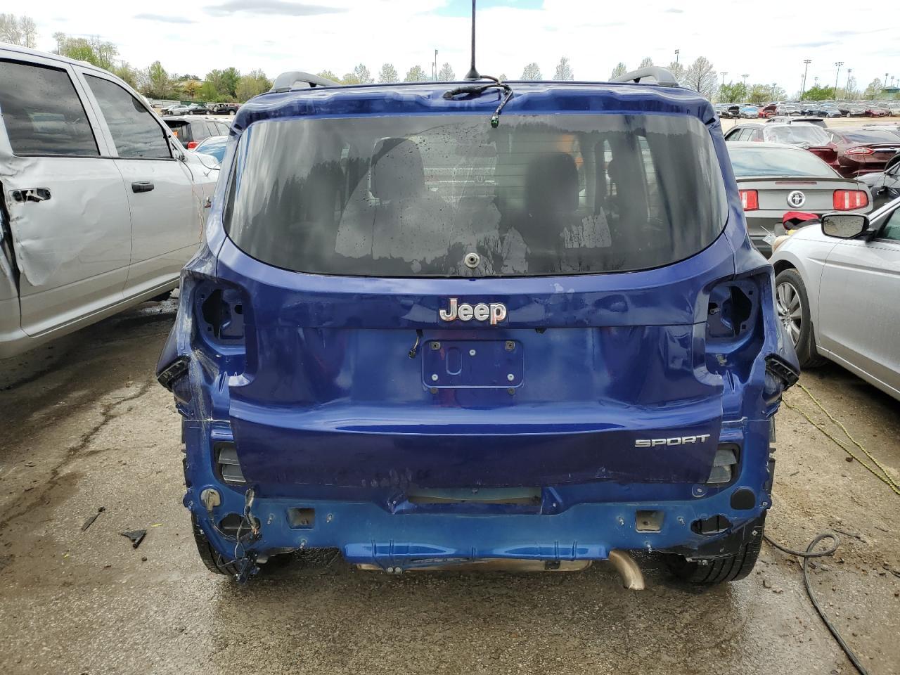 2017 JEEP RENEGADE S - Image 6