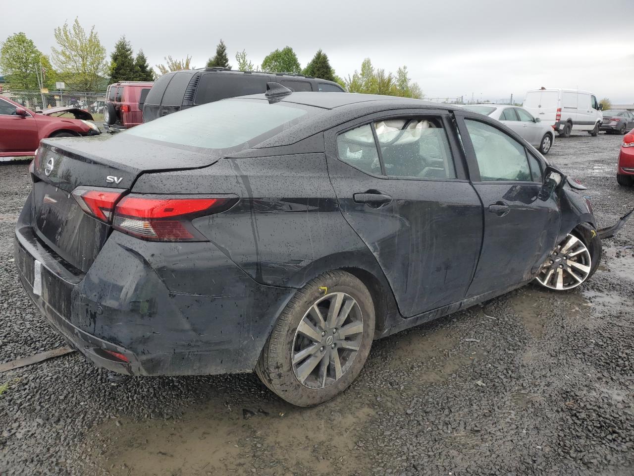 2021 NISSAN VERSA SV - Image 3