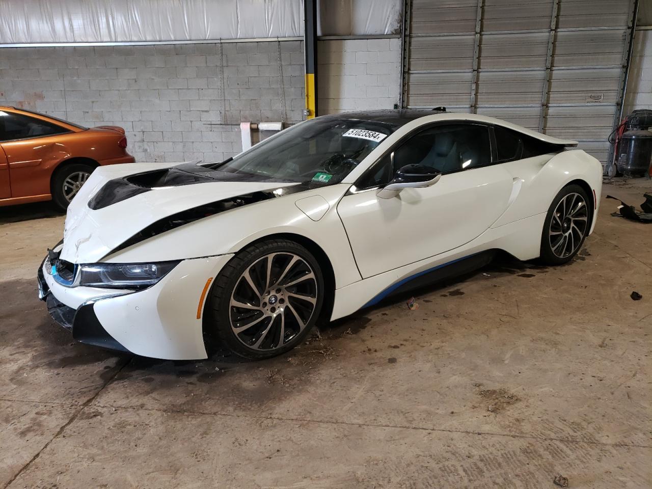 2015 BMW I8 car image