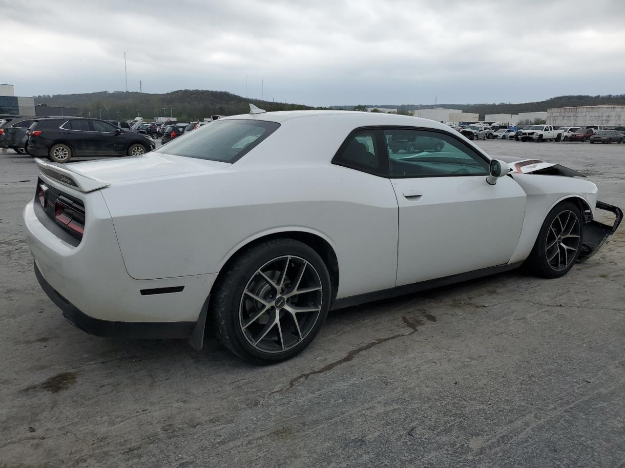 2015 DODGE CHALLENGER - Фото 3