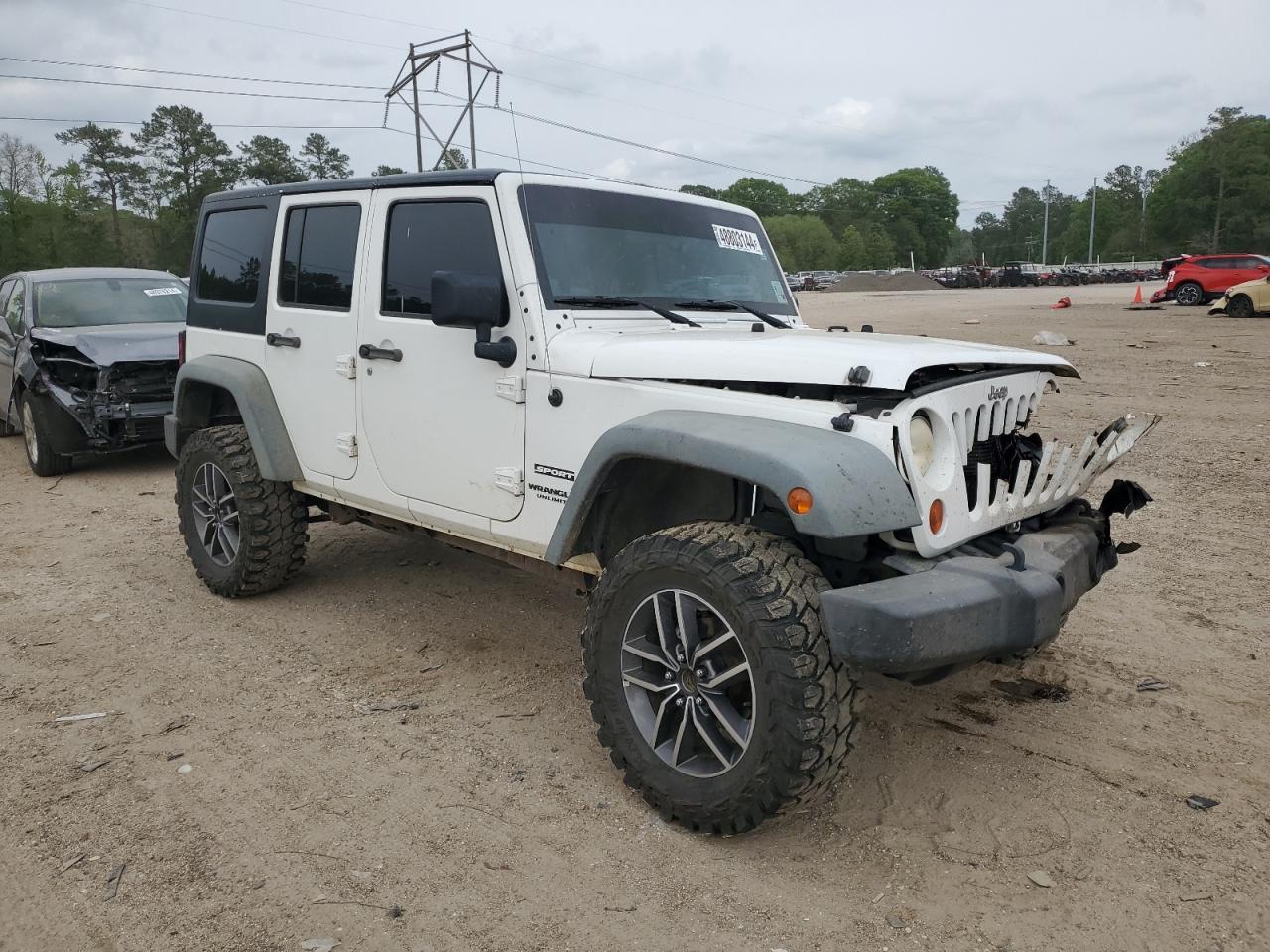2012 JEEP WRANGLER U - Image 4